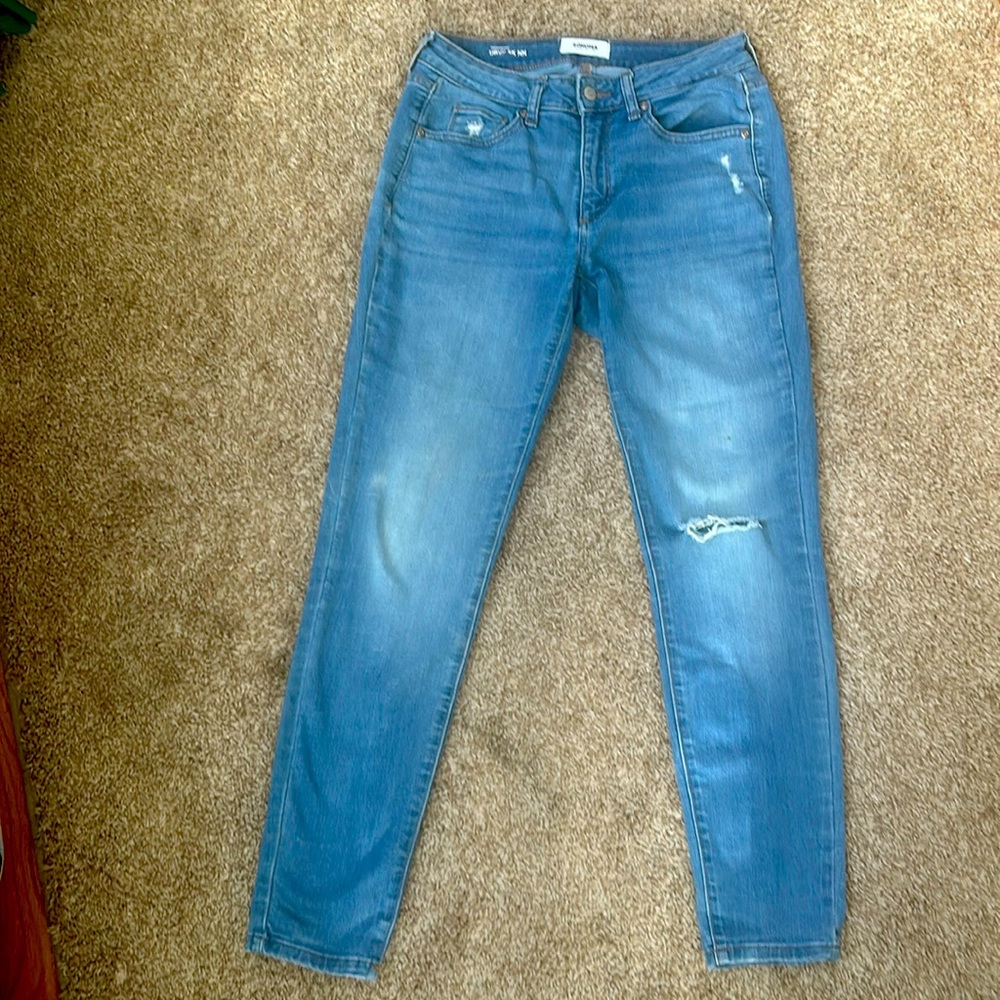 Sonoma from kohls. Curvy skinny 4R.